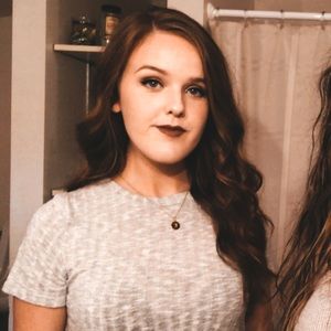 Meet your Posher, Katelyn